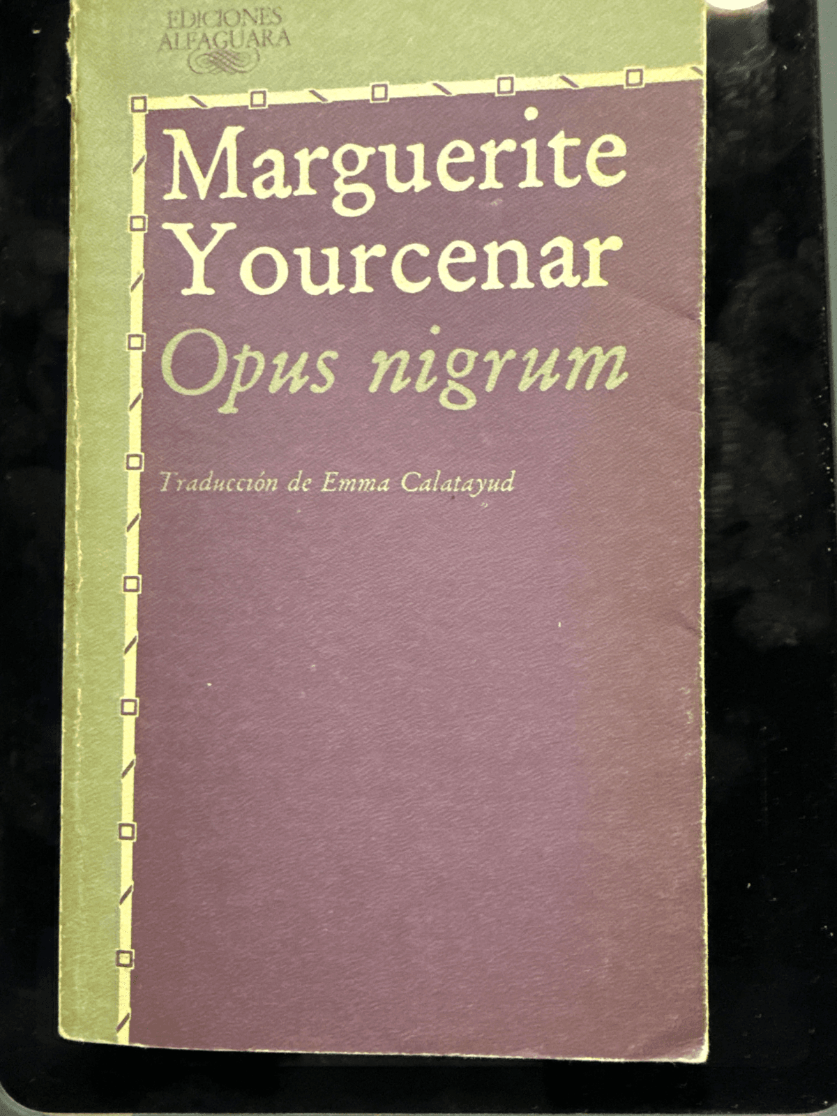 Opus nigrum