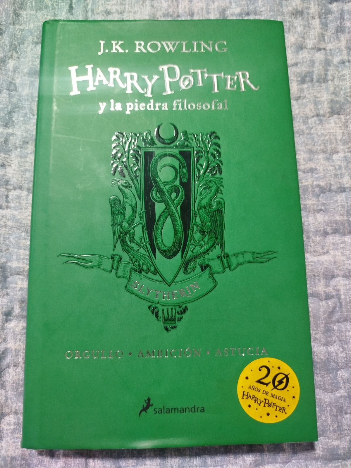 HARRY POTTER Y LA PIEDRA FILOSOFAL 20 ANIVERSARIO — J. K. Rowling, libro usado