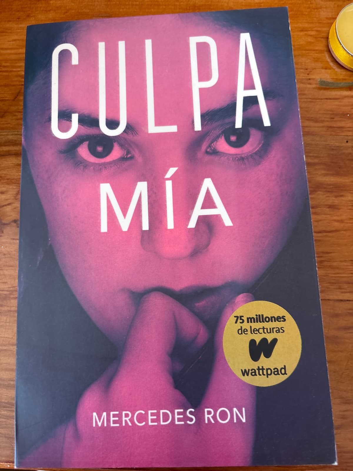 Culpa Mía — Mercedes Ron, libro usado