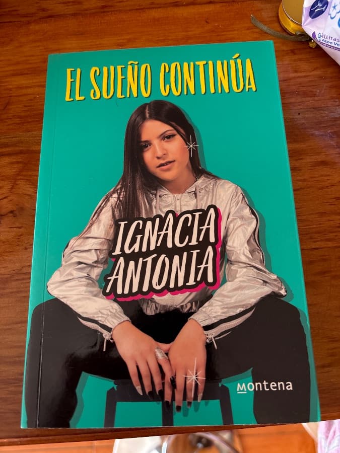 El Sueño Continúa — Ignacia Antonia, libro usado