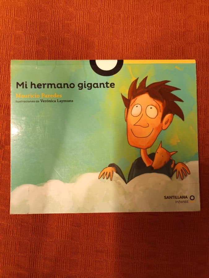 Mi hermano gigante — Mauricio Paredes, libro usado