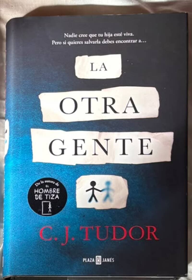 La otra gente — C. J. Tudor, libro usado