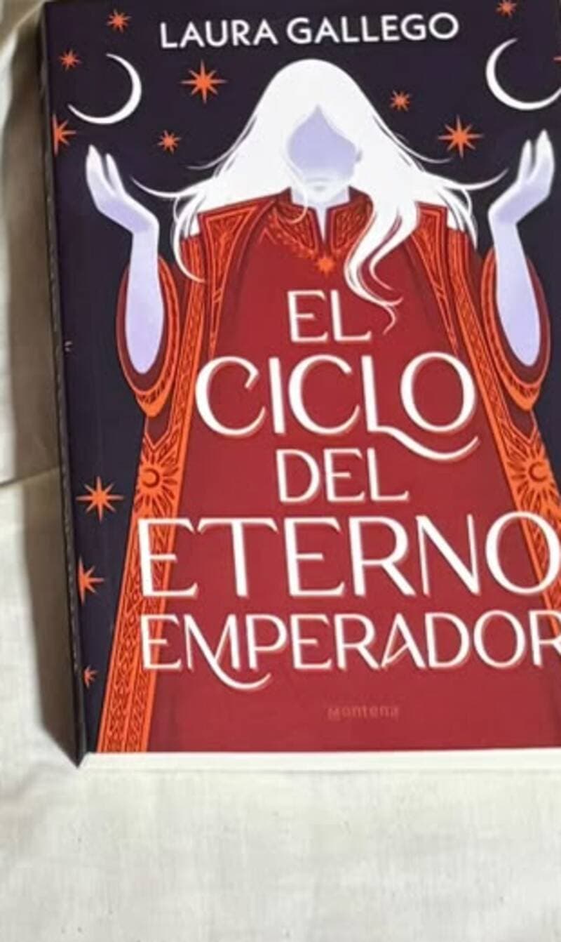El ciclo del eterno emperador — Laura Gallego, libro usado