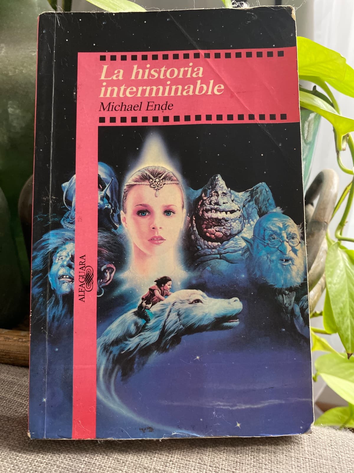 La historia interminable — Michael Ende, libro usado