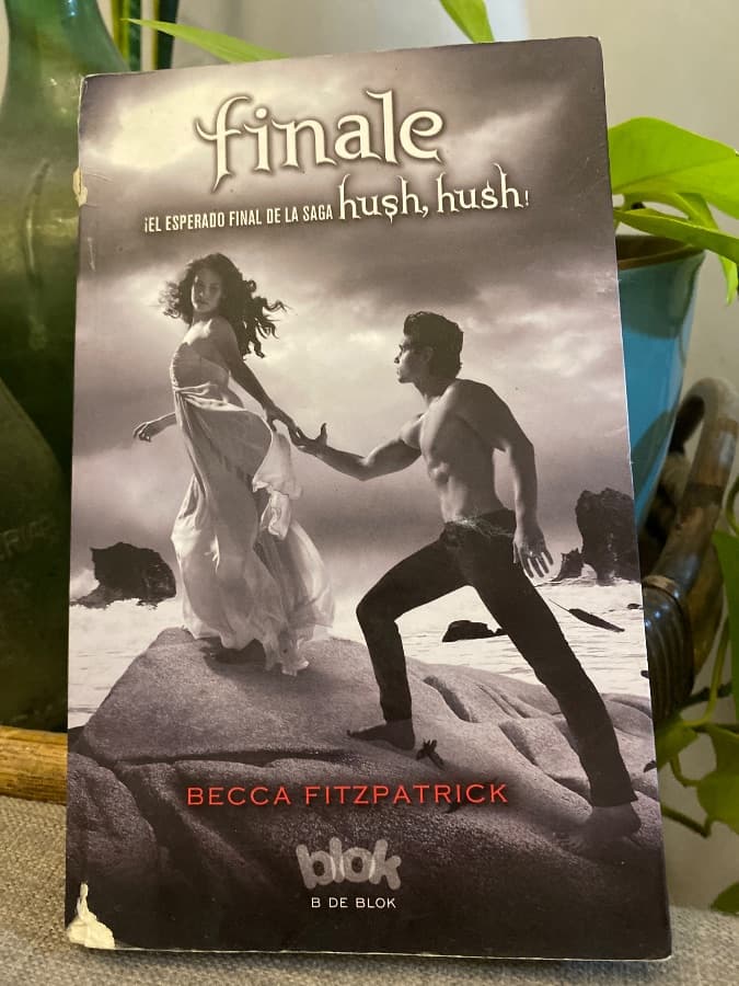 Finale: El esperado final de la saga Hush, Hush — Becca Fitzpatrick, libro usado