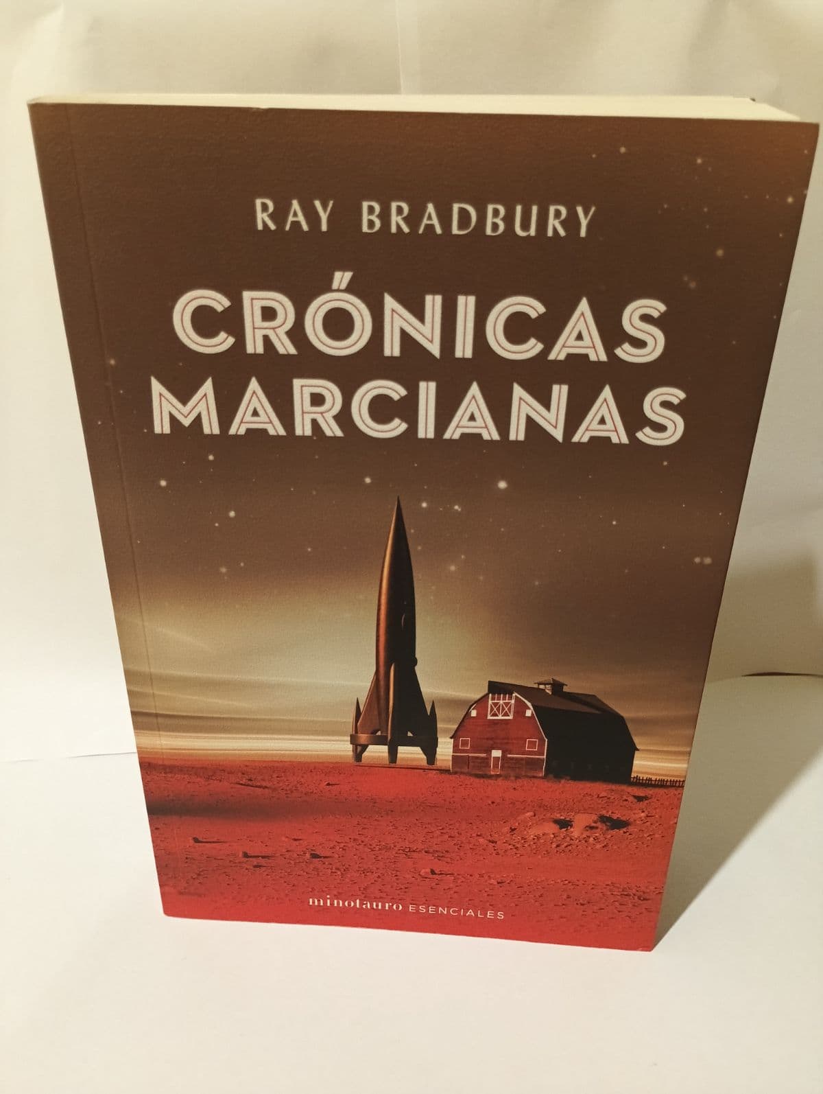 Crónicas marcianas — Ray Bradbury , libro usado (foto 1 de 6)