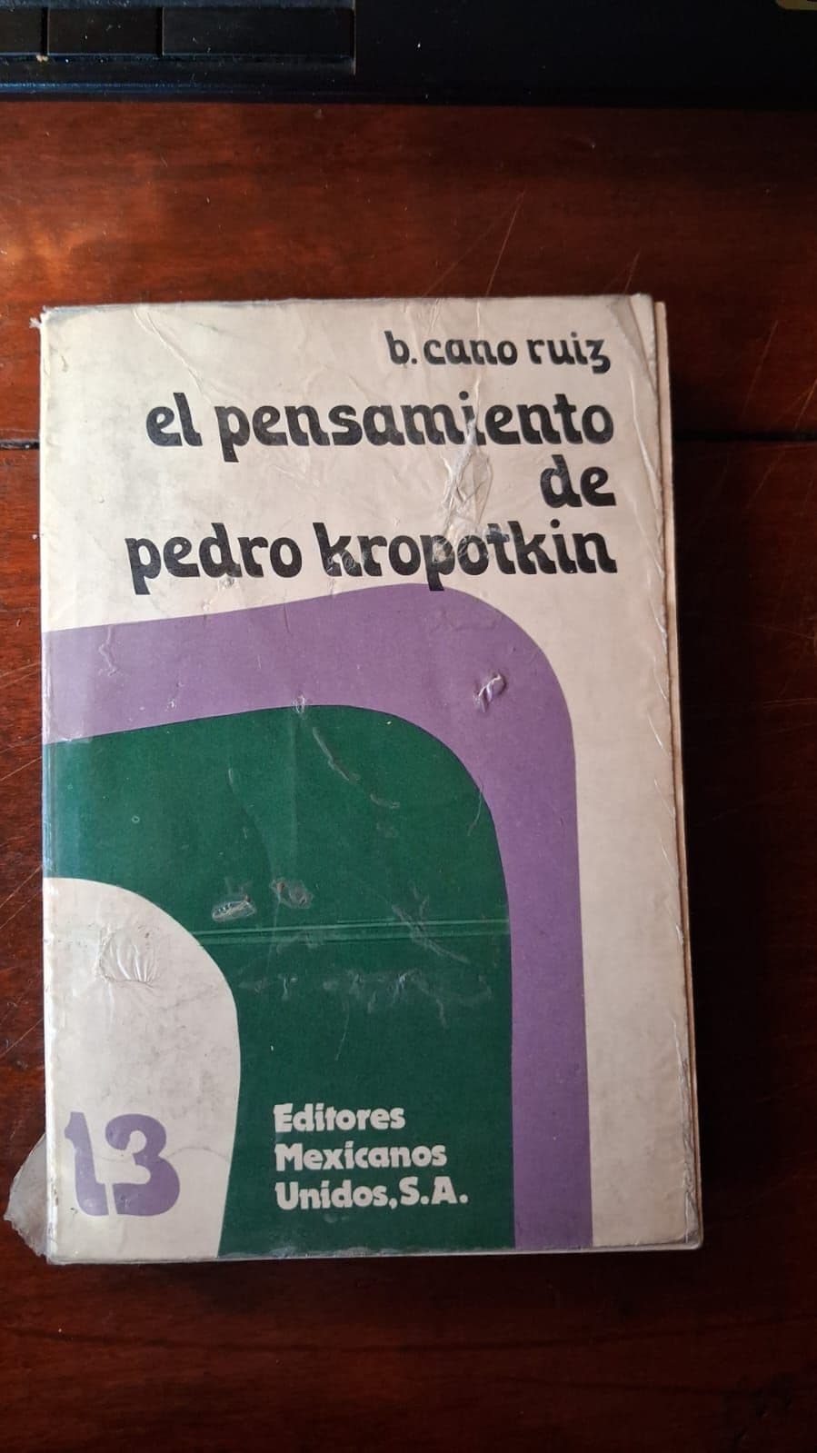 El pensamiento de Pedro Kropotkin — B. Cano Ruiz, libro usado (foto 1 de 2)