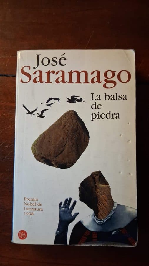 La balsa de piedra — José Saramago, libro usado (foto 1 de 2)
