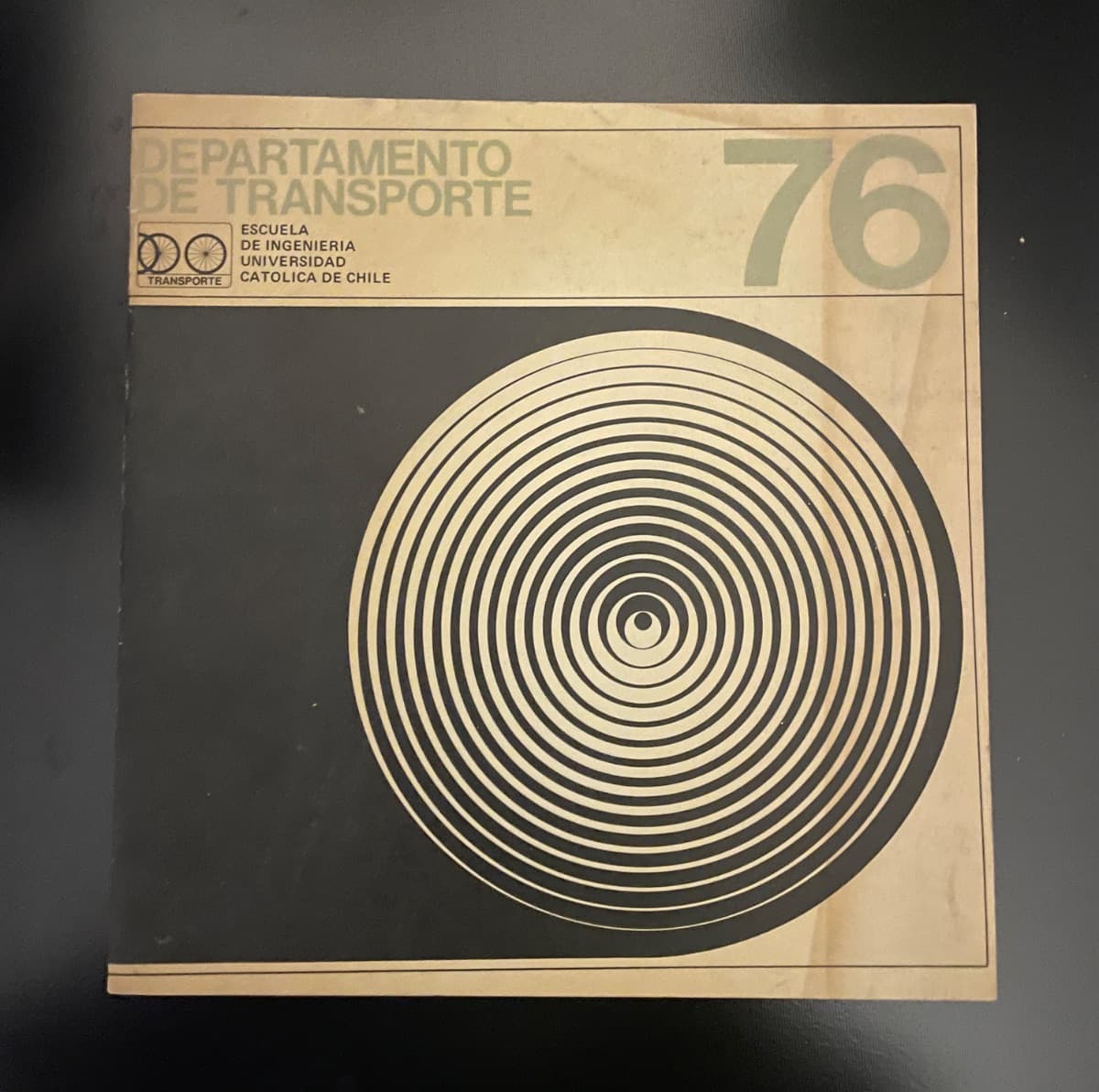 Departamento de Transporte 76 — Escuela de Ingeniería Universidad Católica de Chile, libro usado