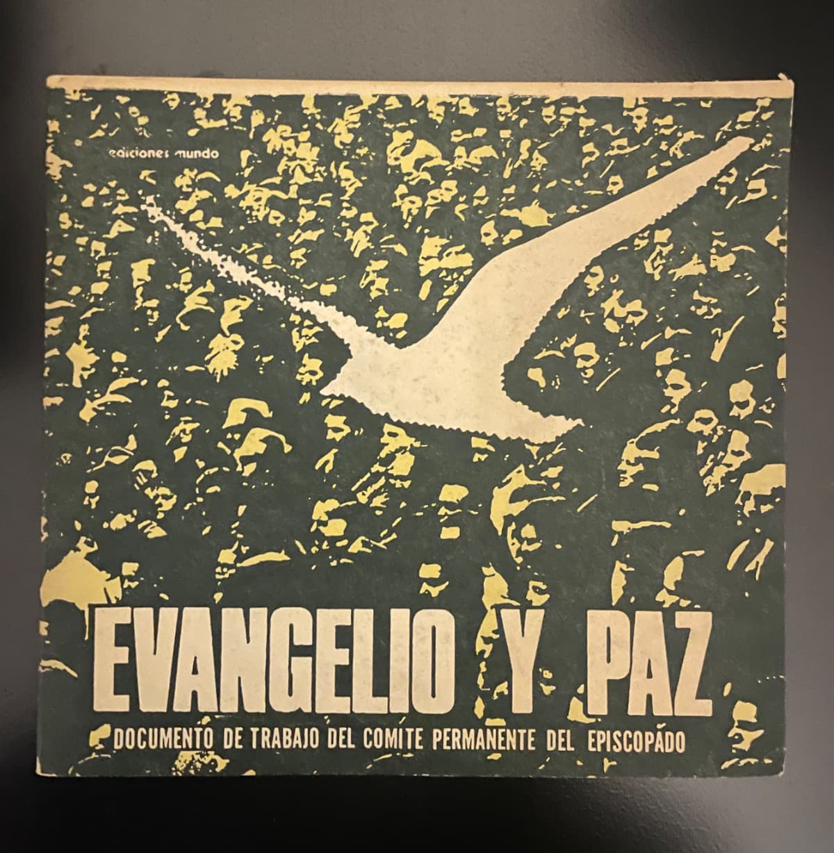 Evangelio y Paz: Documento de Trabajo del Comité Permanente del Episcopado — Comité Permanente del Episcopado de Chile, libro usado