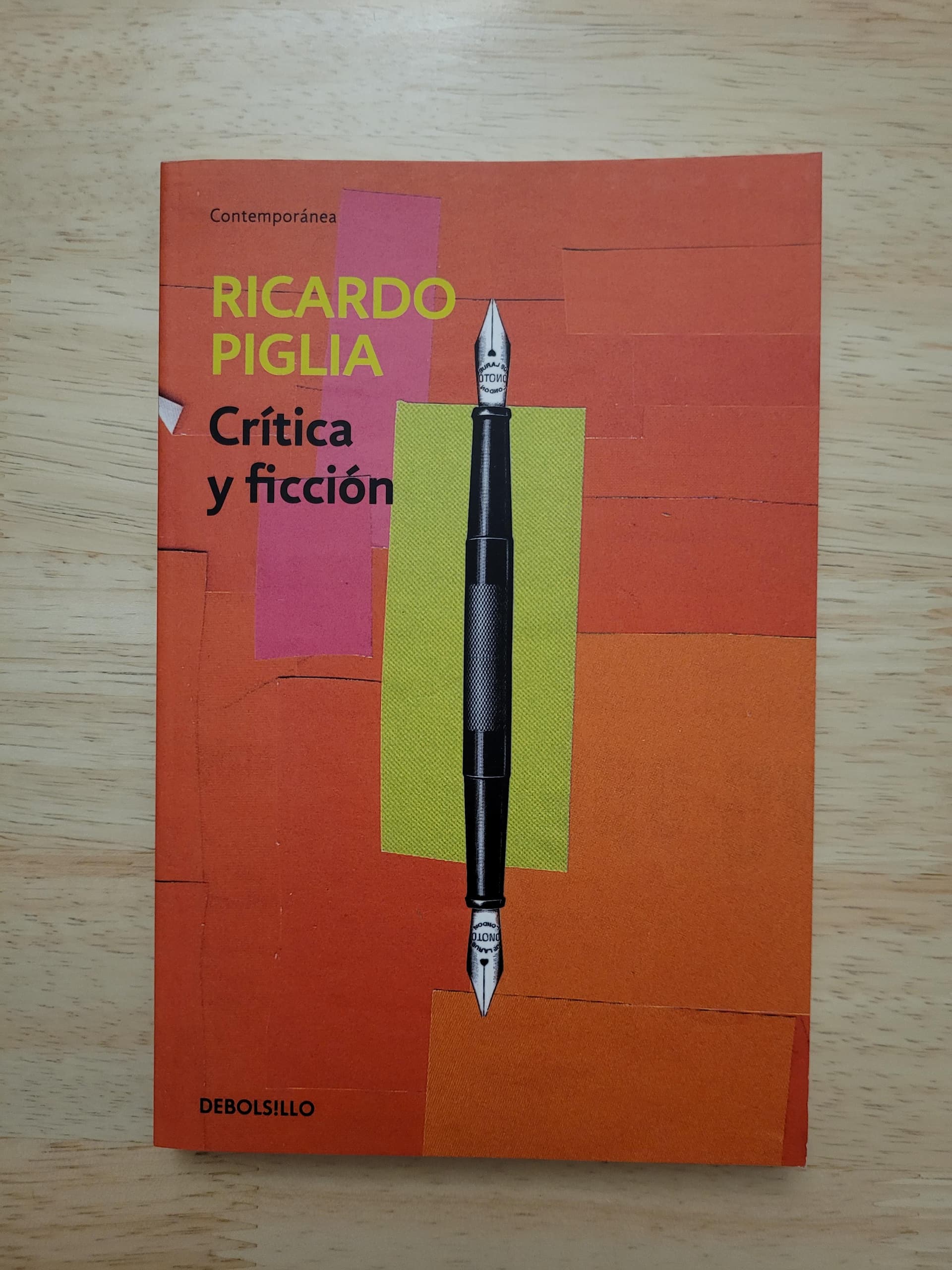 Crítica y ficción — Ricardo Piglia, libro usado