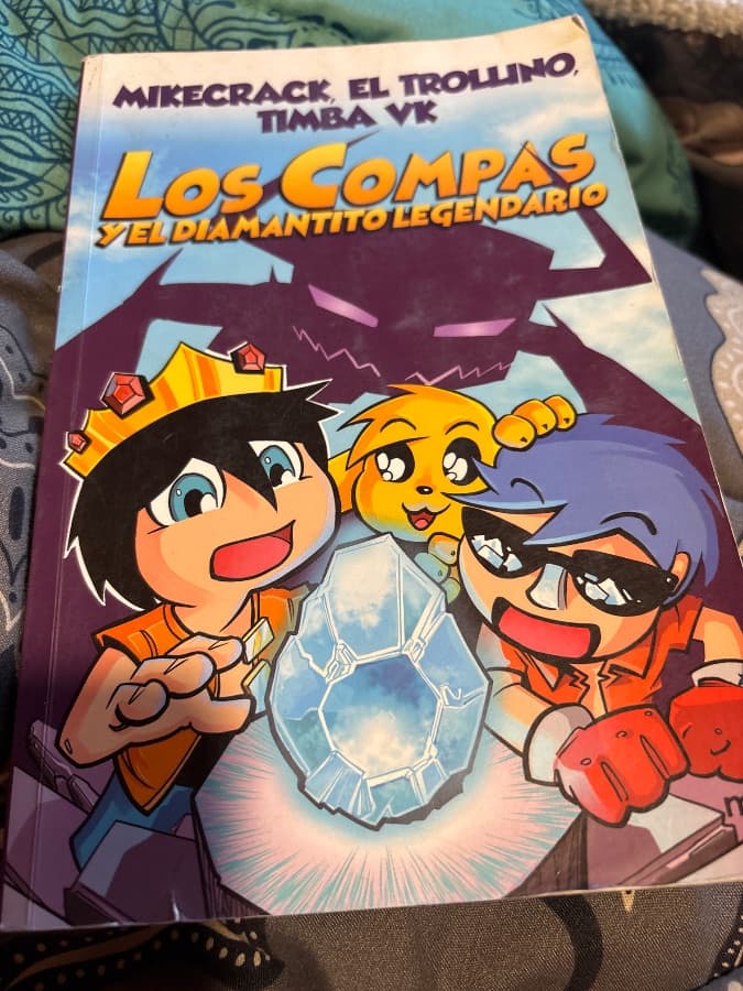 Los Compas y el Diamantito Legendario — Mikecrack, El Trollino y Timba VK, libro usado (foto 1 de 2)