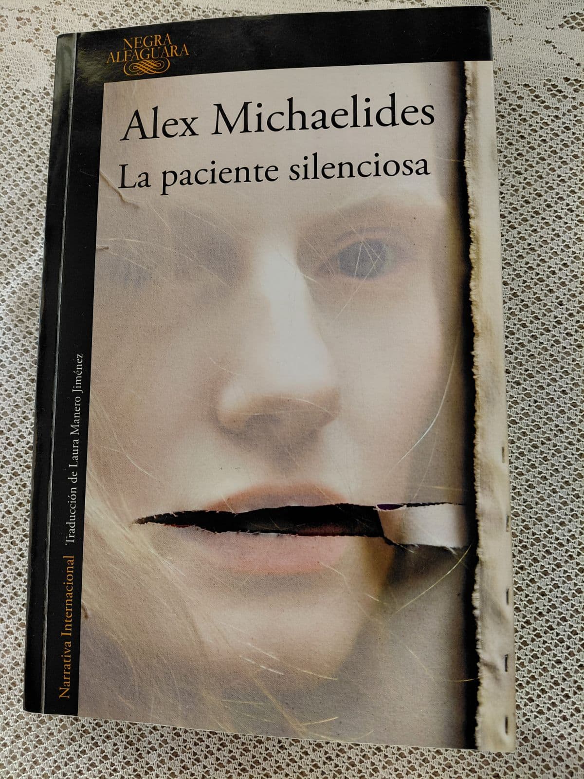 La paciente Silenciosa — Alex Michaelides, libro usado