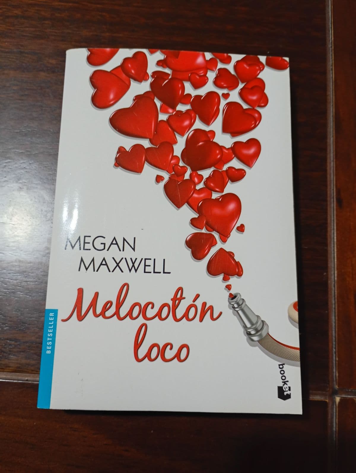 Melocotón loco — Megan Maxwell, libro usado (foto 1 de 4)