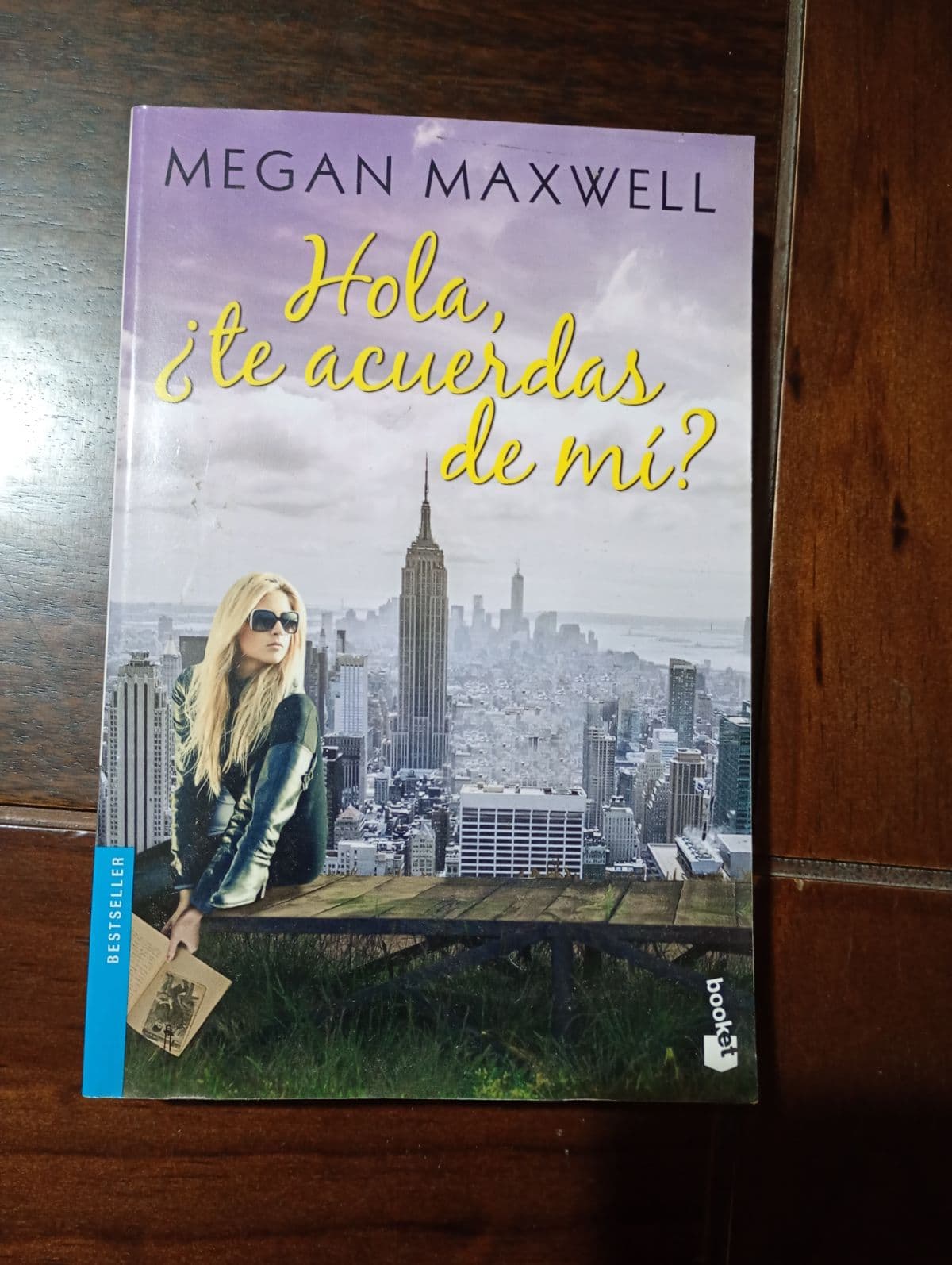 Hola, ¿te acuerdas de mí? — Megan Maxwell, libro usado (foto 1 de 3)