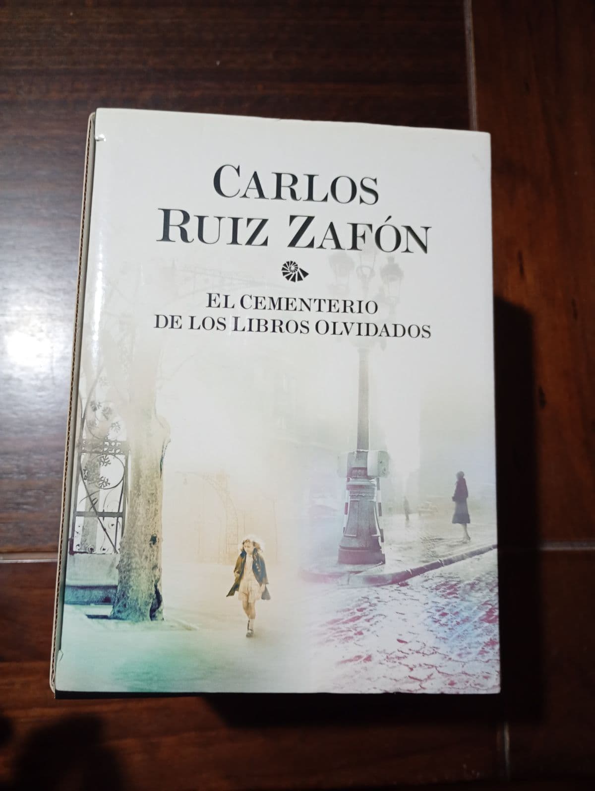 Estuche Tetralogía La Sombra del Viento — Carlos Ruiz Zafón, libro usado