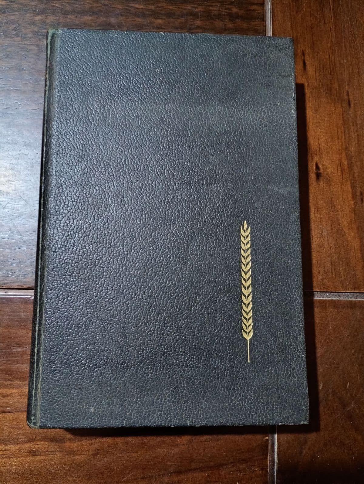 El Primer Círculo — Alexandr Solzhenitsyn, libro usado (foto 1 de 5)