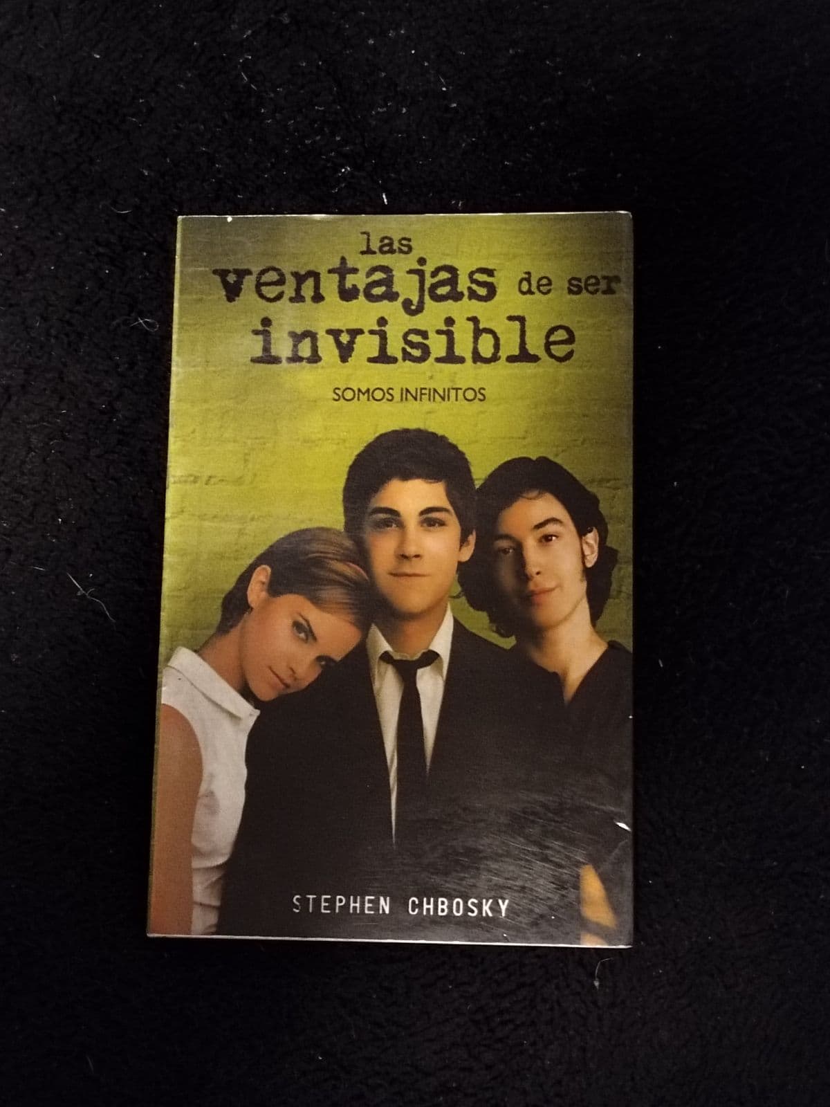 Las ventajas de ser invisible. Somos infinitos — Stephen Chbosky, libro usado
