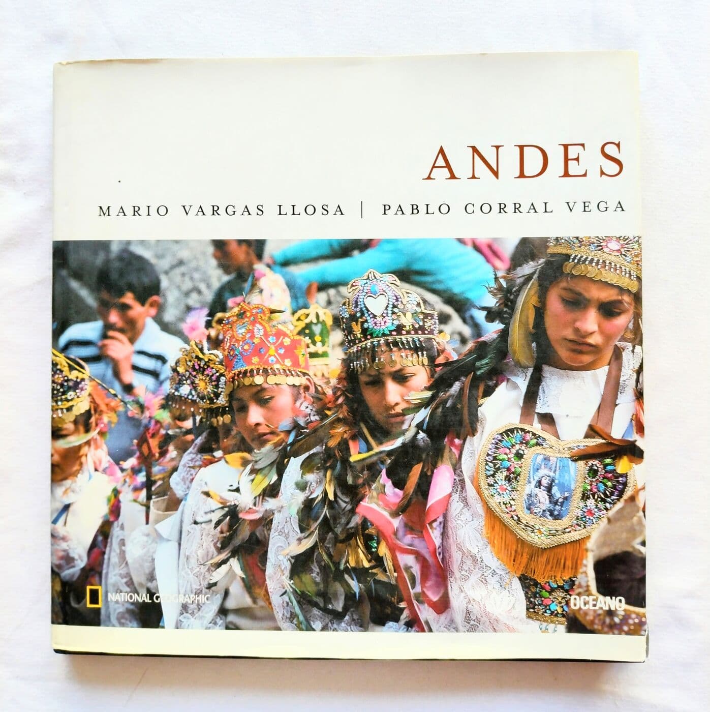 Andes — Mario Vargas Llosa, Pablo Corral Vega, libro usado