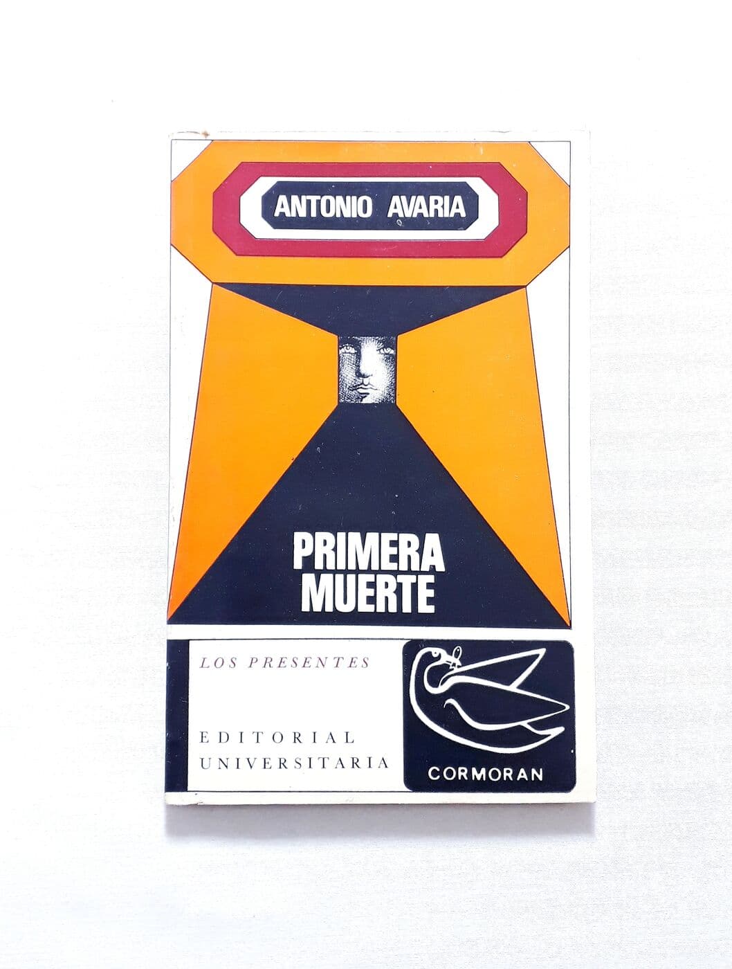 Primera muerte — Antonio Avaria, libro usado