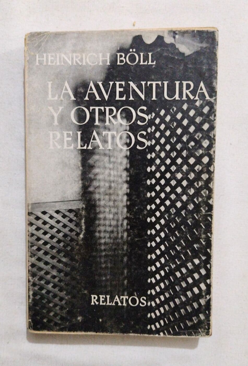 La aventura y otros relatos — Heinrich Boll, libro usado