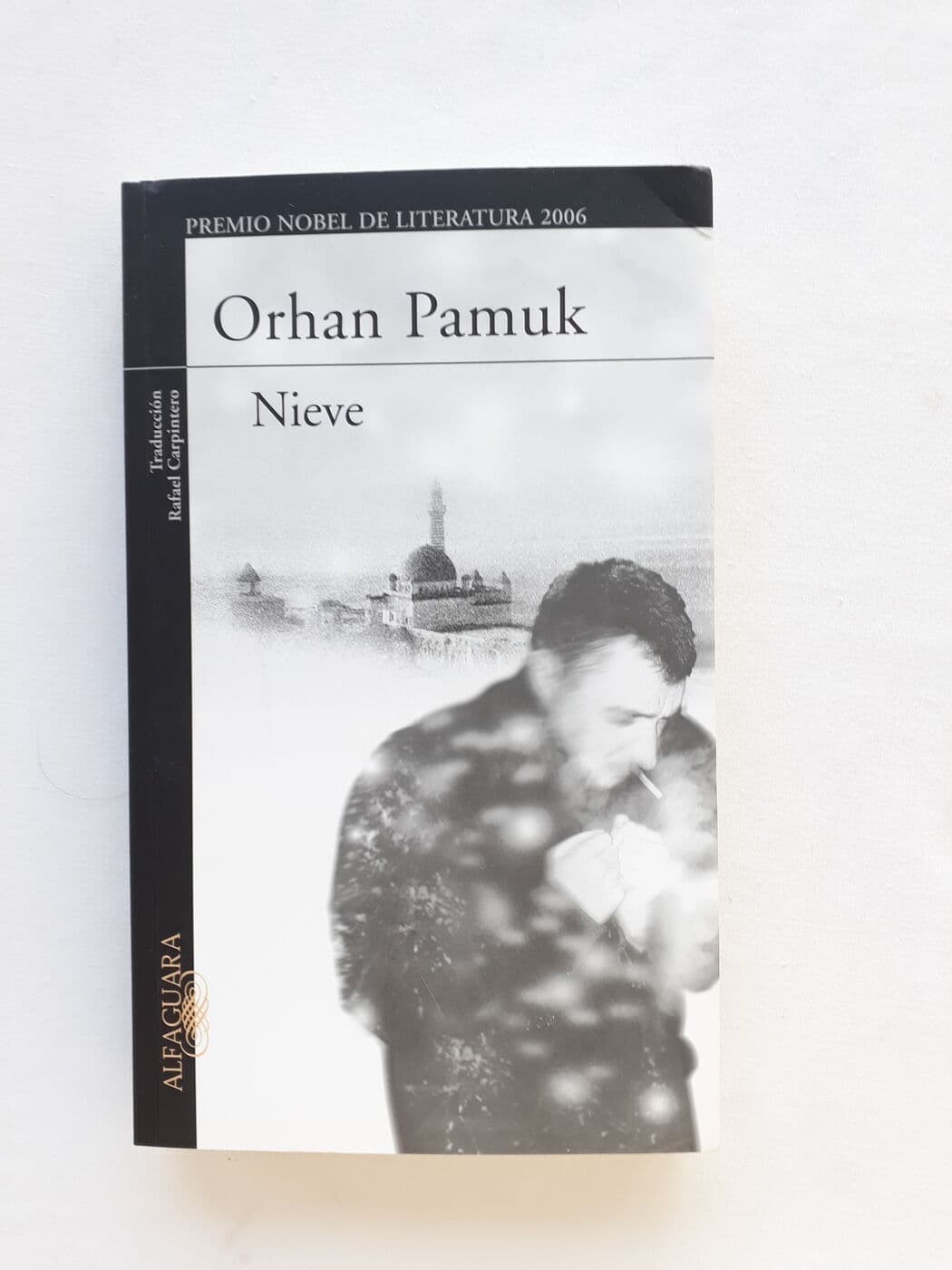 Nieve — Orhan Pamuk, libro usado