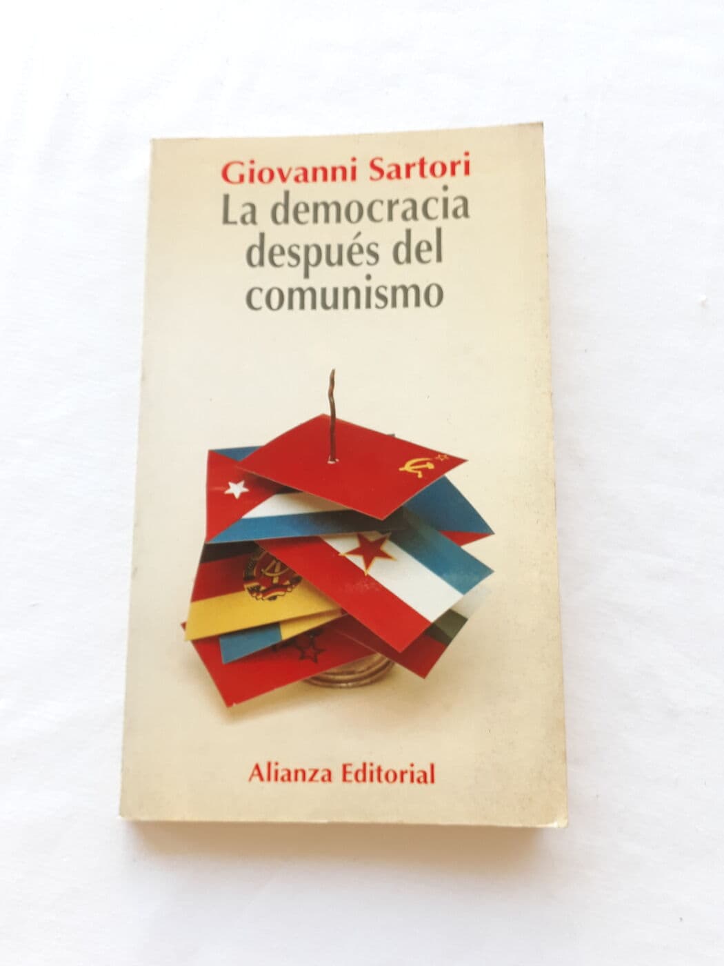La democracia después del comunismo — Giovanni Sartori, libro usado