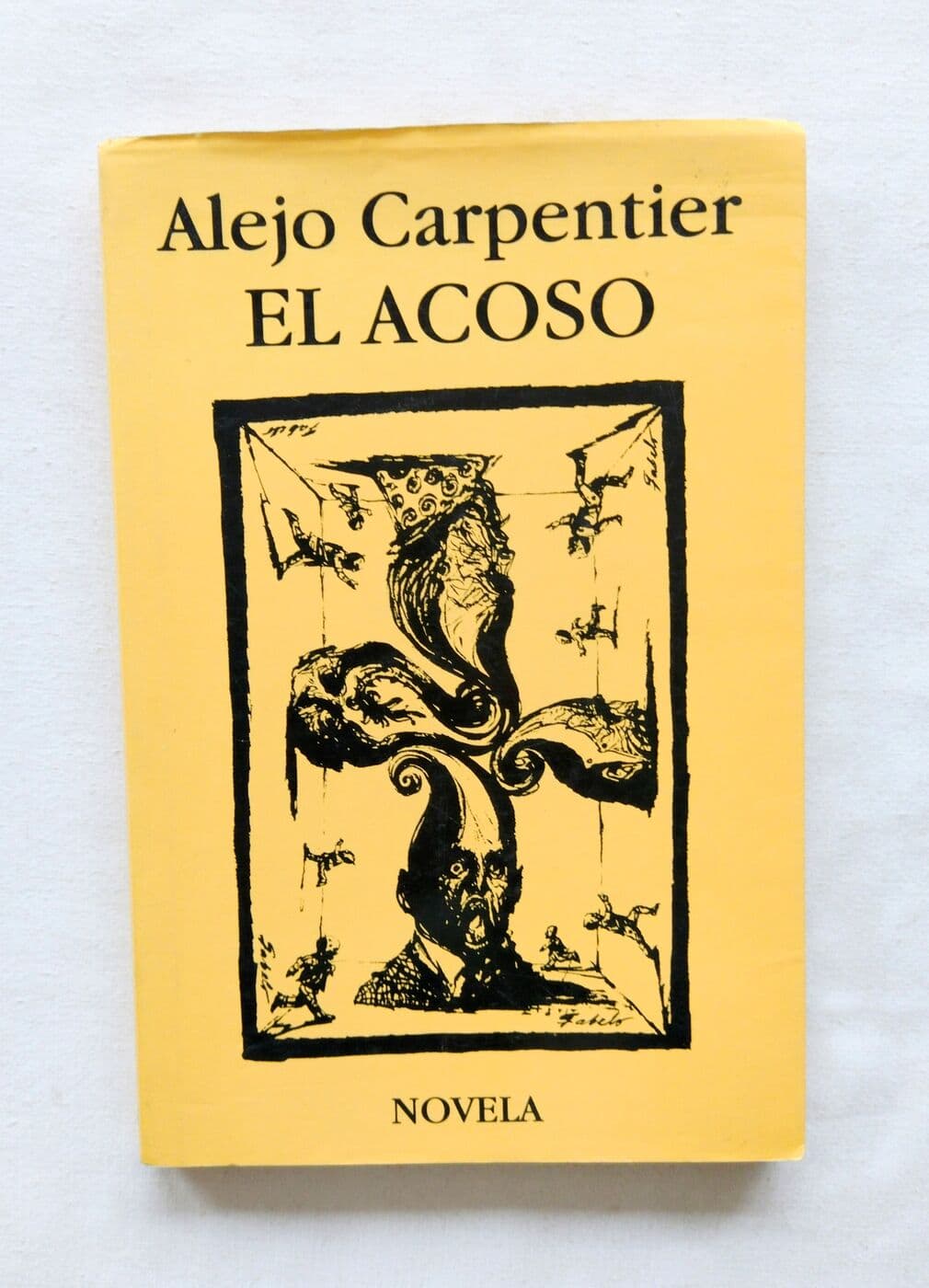 El acoso — Alejo Carpentier, libro usado