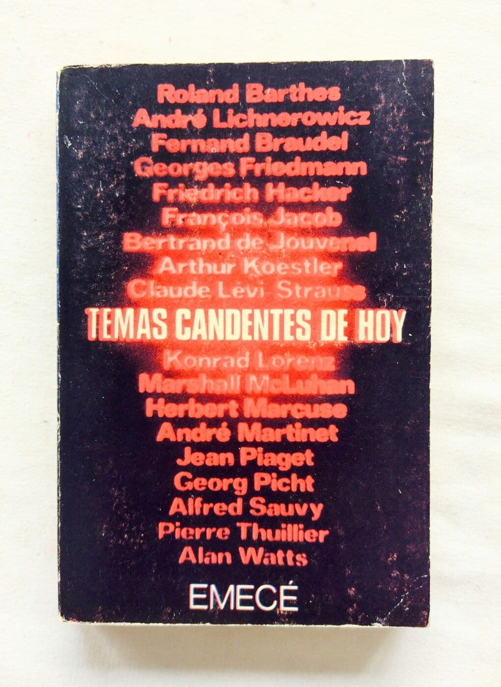 Temas candentes de hoy — Varios Autores, libro usado
