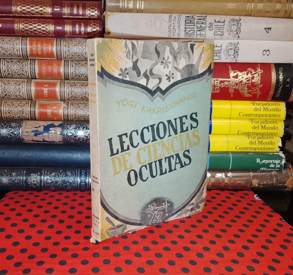 Lecciones De Ciencias Ocultas — Yogi Kharishnanda, libro usado