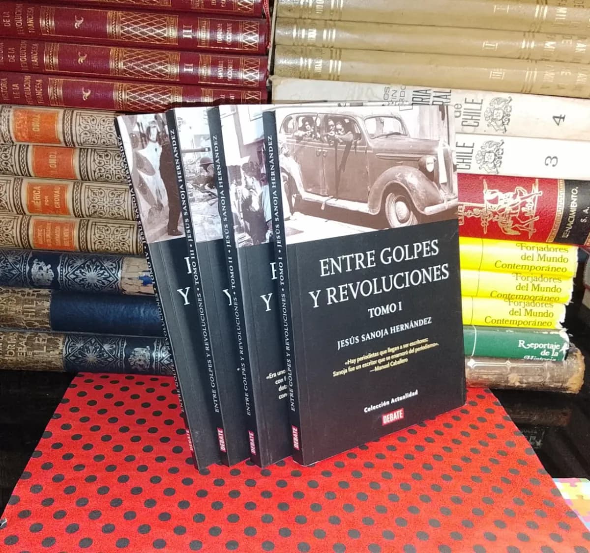 Entre Golpes Y Revoluciones - Tomos 1 al 4 - - foto 1