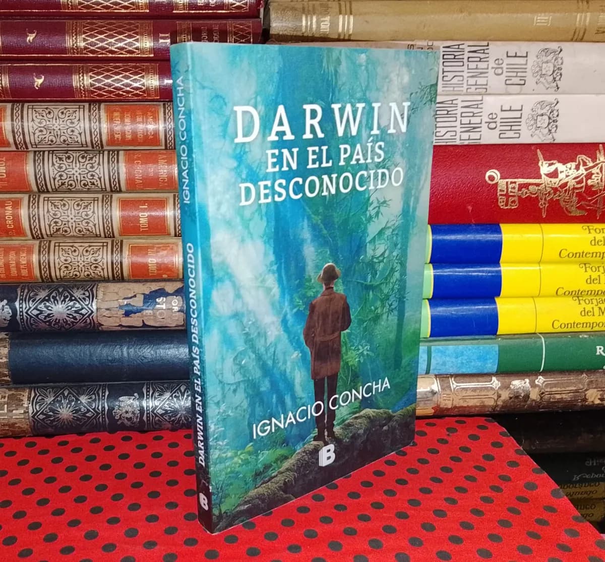 Darwin En El País Desconocido — Ignacio Concha, libro usado (foto 1 de 3)