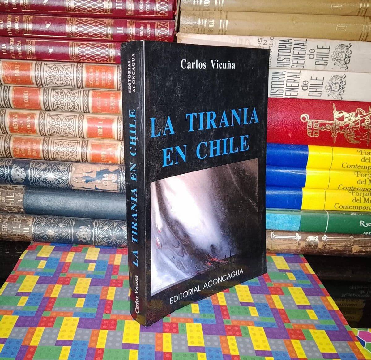 La Tiranía En Chile — Carlos Vicuña, libro usado (foto 1 de 4)
