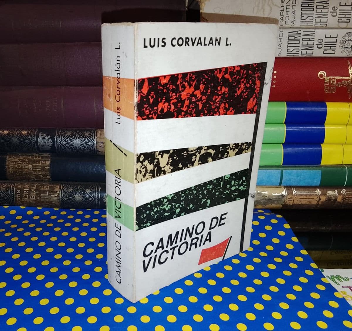 Camino De Victoria — Luis Corvalán, libro usado