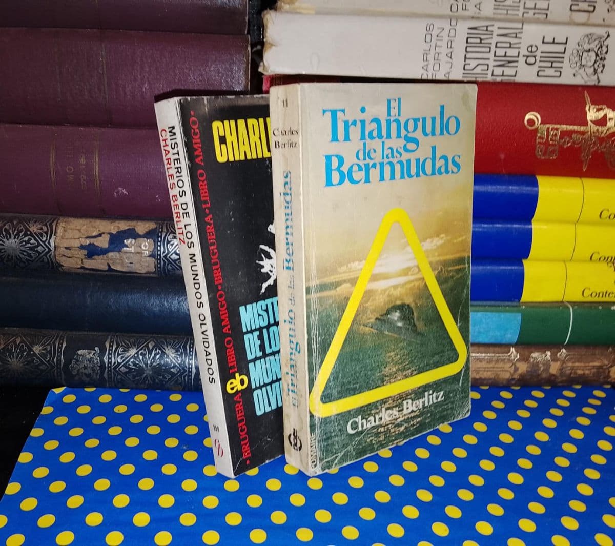 Pack 2 Libros - Charles Berlitz — Charles Berlitz, libro usado (foto 1 de 4)