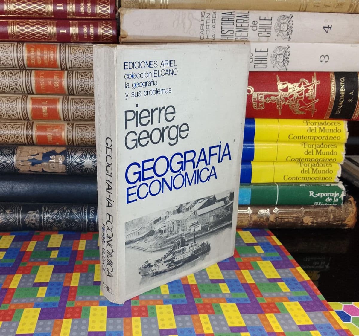 Geografía Económica — Pierre George, libro usado (foto 1 de 6)