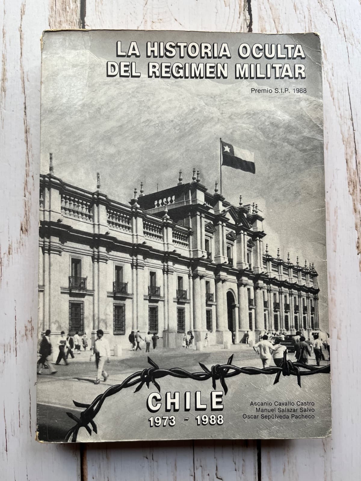 La historia oculta del régimen militar / Chile 1973-1988 — Ascanio Cavallo Castro / Manuel Salazar Castro / Oscar Sepulveda Pacheco, libro usado (foto 1 de 6)