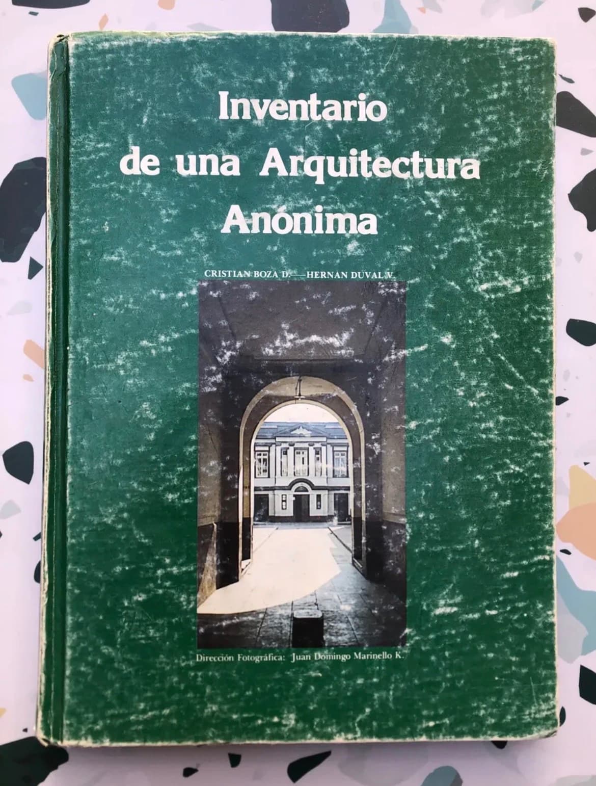 Inventario de una arquitectura anónima — Cristian Boza D. - Hernán Duval V., libro usado