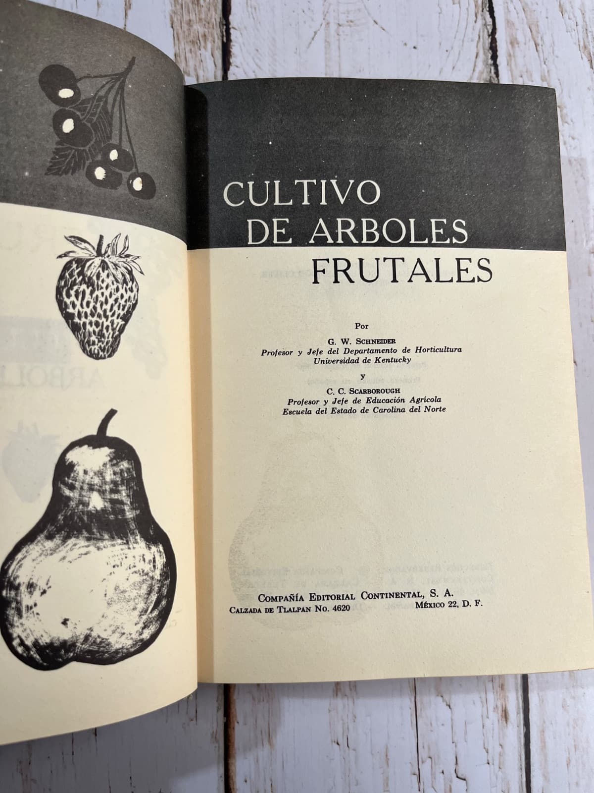 Cultivo de árboles frutales — Schneider Scarborough, libro usado
