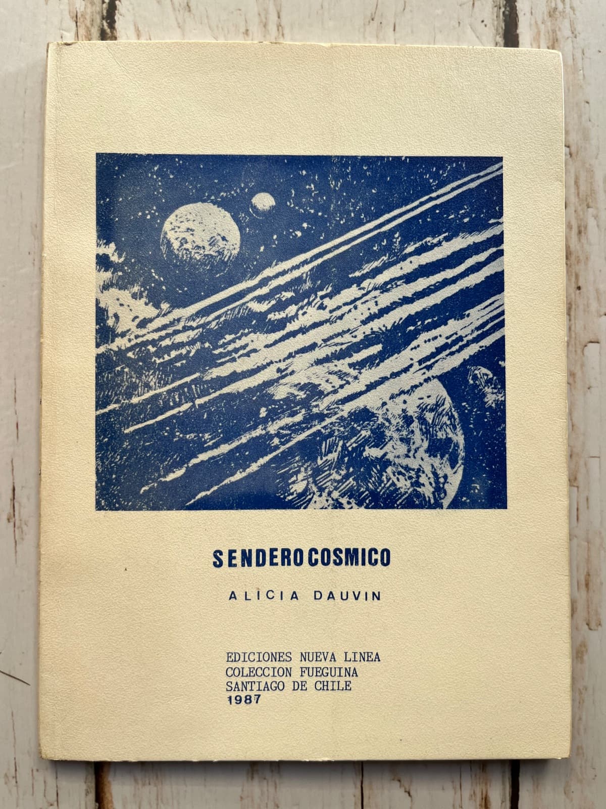 Sendero cósmico — Alicia Dauvin, libro usado (foto 1 de 6)