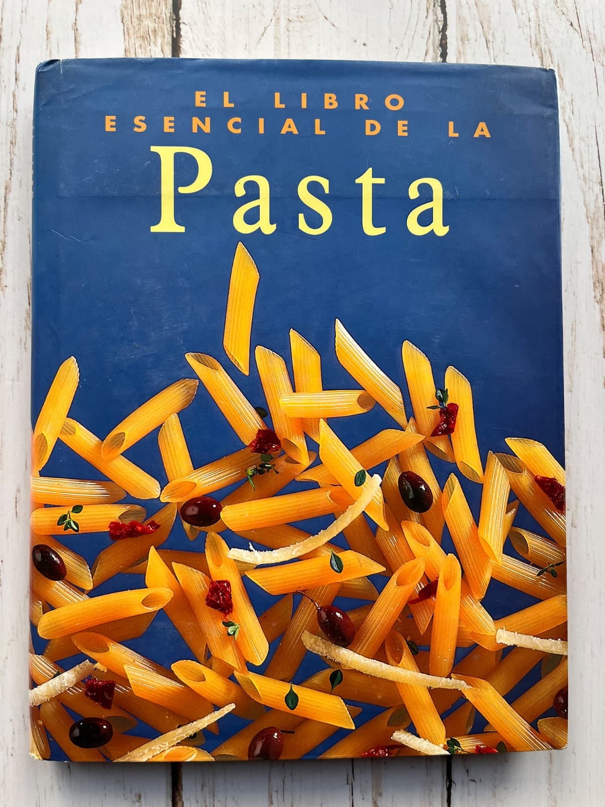 El libro esencial de la pasta — Wendy Stephen, libro usado (foto 1 de 6)